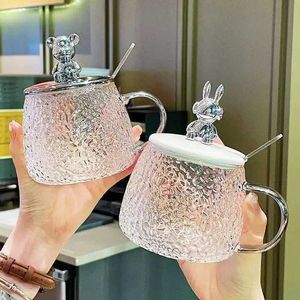 タンブラー透明なベアカップシンプルな女性の水スプーン蓋付き熱耐性ガラスオフィスコーヒーボトルH240506