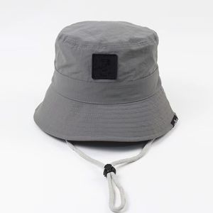 Designers Herrkvinnor Bucket Hat monterade hattar Multicolour Reversible Canvas Designers Caps Hatts Men Summer Fised Fisherman Beach