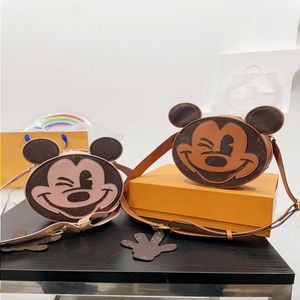 10A Fashion 24SS 19cm Bag Handbag Graffiti Designer Women's Bag Purse Printed Round Cake Shoulder Women's Limited Bag Crossbo Ftvj