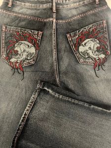 Jeans folgados bordados para homens e mulheres moda Harajuku Street Hip Hop Rock High Wand Wide Land Straight calças 240504