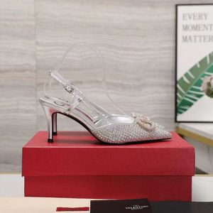 얕은 입이 뾰족한 얇은 하이힐, 매일 사용하기위한 세련되고 다목적, V-Family Crystal Colored Diamond Sandals, Women 's Wedding Sho, 대형
