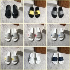 Hausschuhe Designerinterkretschende Gummi -Gleitungs Sandalen Männer Frau Schieberegler Blüten beliebte Putschern Luxus Leinwand Flat Ausrüstungsboden Laibers Flip Flip