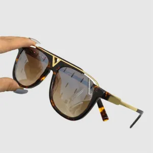 Designer occhiali da sole Donne occhiali di lusso Lunette de soleil Uv400 occhiali da sole da uomo per donna Protezione solare PC Full Frame Full Full Sun Shade Ornament GA0144 B4