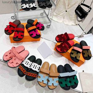 الموضة الأصلية H Designer Slippers Second Shoes Pig Nose Slippers Shicay Felcro New Summer Outwear Outwear Houwine Leather Clippers لكلاهما مع شعار العلامة التجارية 1: 1