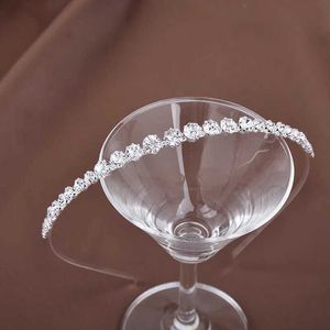 Biżuteria do włosów ślubnych NOWOŚĆ W błyszczącym nakryciu głowy Dziewczyna Dziewczyna Bridal Crystal Rhinestone Wedding Jewelry Fair Bamena