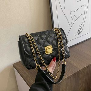 Lingge Xiaoxiangfeng Bag Womens Fashion Chain Liten Square Mortile For Work Carrying Pendder One Shoulder Crossbody