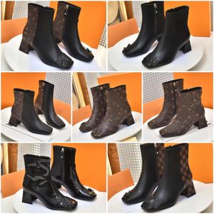 여성용 발목 부츠 클래식 프린트 Cowskin Leather Booties 디자이너 Shake Boot 5.5cm 청키 한 Heels Square Toe Black Party 신발 크기 35-42 5.5 01