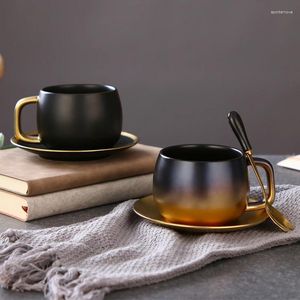 Кружки роскошные черные золотые керамические кофейные чашка эспрессо -чай для завтрака молоко и блюдца с подарочной коробкой Spoon