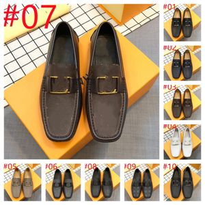 70Model Men Mener Designer تنزلق على حذاء القيادة الرجال MOCCASINs المصنوعة يدويًا من جلد الغزال الفاخر من جلد الغزال