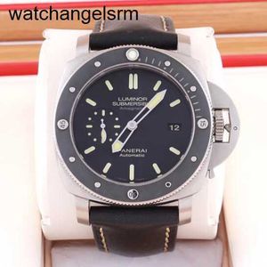 DAMMÄRMSLÄGGNING PANERAI LUMINOR1950 SERIEN Automatisk mekanisk stål Datum Dual Time Zone Dynamic Storage Titanium Watch 47mm Black Disk PAM00389