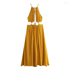 Casual Dresses YENKYE Sexy Women Chic Waist Hollow Out Halter Dress Summer Ladies Slit Hem Holiday Beach Midi Vestidos