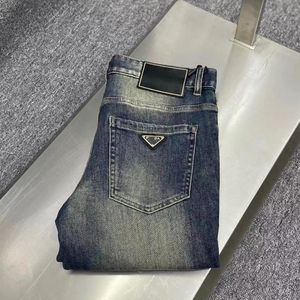 Мужские дизайнерские джинсы Cool Style Luxury Designer Denim Pant Высококачественный стройный посадка маленькие ноги джинсовые брюки.