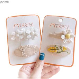 Accessori per capelli 2pcs/set per capelli per bambini Clip floreale in pizzo adatto per ragazze margherite ricamato a fiori di capelli secchio coreano per bambini accessori per capelli wx