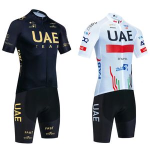 UAEサイクリングジャージーゴールドカラーチームバイクショーツセットメンズクイックドライロパシクリスモプロ自転車Tシャツ服240506