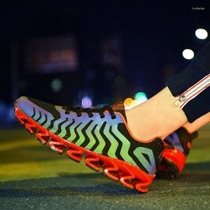 Scarpe da corsa 2024 Sneaker da uomo traspirabile super cool rimbalza su estate sportiva luminosa