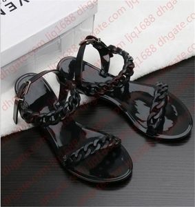 2021 Summer Plastic Chain Beach Shoes Candy Color Jelly Sandals Flat Botthed Out Fashion6297722