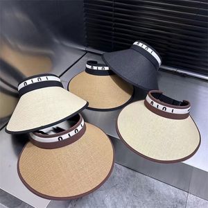 Tasarımcı Visor Şapka Moda Güneş Visorları Kadınlar İçin Hasır Şapkalar Top Cap Casquette Teped Caps Plaj Açık Mekan Günlük Yaşam Lady Cap