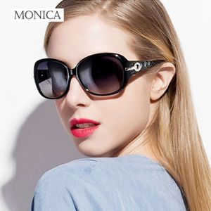 Kvinnors polariserade solglasögon UV400 Retro Diamond Butterfly Frame Eyewear Fashion Wear Sunscreen Glasögon Travel Ladies Sunglas