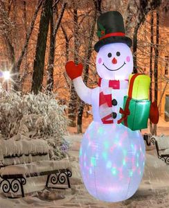 150180cm LED Light Modelo Inflável Christmas Snowman colorido Gire os brinquedos de bonecas Airblown Dolls for Holiday House Housed Party 21659672