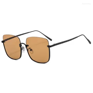 Солнцезащитные очки полудилочные классические квадратные мужчины, женщины, негабаритные винтажные ретро-гигласс 2024 Вождение металлические очки солнечные очки оттенок