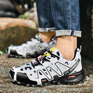 Outdoor Waterproof Hiking Shoes Mens Hiking Shoes Unisex Breathable Non Slip Super Light Camping Comfortable Casual Shoes 240430