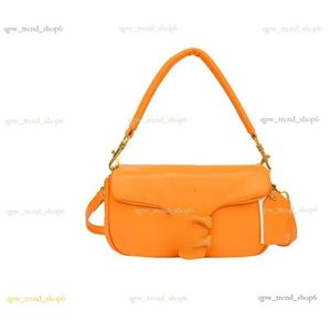 Luxo Claical 24 Bolsa Deigner Crobody Bag Bag Houlder para mulheres de couro genuíno de alta qualidade Fahion Lady Cro Body Boly Bag Saco de Flap Deigner Bag 438