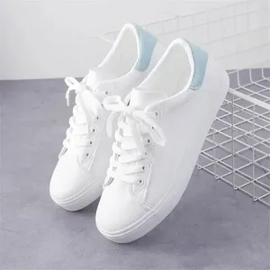 Повседневная обувь женские кроссовки 2024 Модные дыхание Вулканизированная кожаная платформа PU White Lace Up Zapatos Mujer