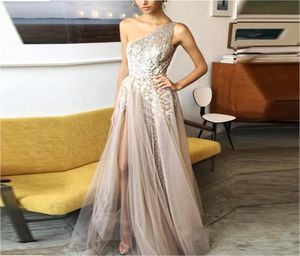 Atrakcyjny szampan tiulowe długie sukienki na bal maturalne jedno ramię wysoko dzielone koronkowe seksowne sukienki wieczorowe sukienki jesienne podłoga l9898263
