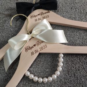 Abiti per matrimoni in legno, gancio da sposa personalizzato da sposa set di ganci personalizzati per sposi