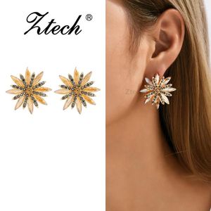 Brincos de garanhão elegante formato de flor fofa para mulheres coreanas Acessórias de ouvido de luxo de fada Fada Fada Party Jewelry Gift