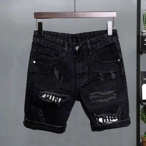 Męskie spodenki Summer 2024 Black Tear Cat Broda Patch List wydrukowany Ultra Thin Denim Shorts Młodzieżowe jeansy i dziewczęta Denim Shortsl2405