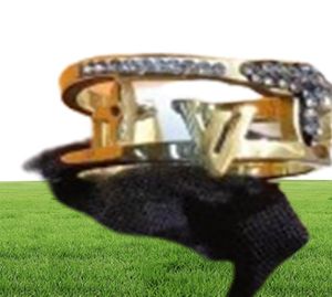 Luxury Ring Jewelry Designer Rings Women Wedding Love Charms Never Fade Supplies Black White 18K Gold Plated Stainless Steel Fine 1023605