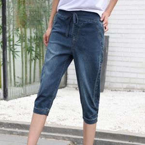 Kvinnors jeans kvinnor hög midja baggy capris byxor 2024 koreanska mode streetwear kalvlängd denim sommarbockar 4xl