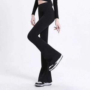 Frauenhose Capris Korean dünne Taille Flare Hosen Frauen Herbst Herbst Elastische Taille Schlanker Glockenboden Fahsion Casual Solid Sports Strumpfhosen Y240504