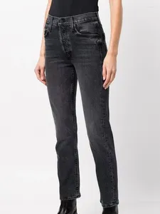 Frauen Jeans Herbst/Winter 2024 bestickte Buchstaben dunkelgrau kleiner gerades Bein Frauen lässig Cropped Cropped