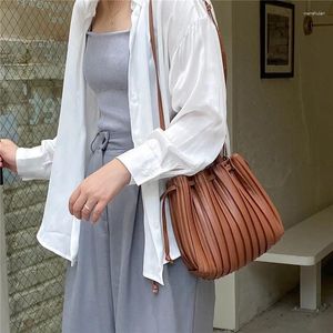 Torba Fuxida Koreańska jesień kobiet i zima 2024 Modna Crosser Crossbody Pu Fold Ins