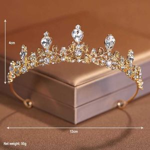 Gioielli per capelli per matrimoni Itacazzo copricapo da sposa da donna in oro classico classico Crown Girl Girl Birthday Tiaras