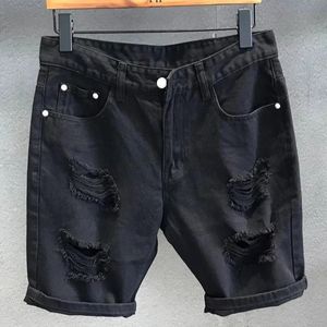 Hong Kong Version of Everything Street White Ripped Denim Shorts Mens Casual Trend Summer Scraped Five Points Pants 240430