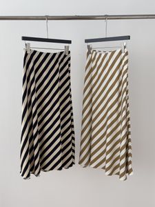 Diagonal striped acetic acid large swing skirt