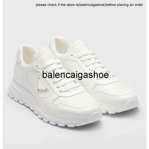 Pradshoes Prax 01 Prades Perfect Men Sneaker Shoes Brushed Leather Trainers Man Technical Remylon White White Top Quality Runner Sports Lug Sole Casual Walki