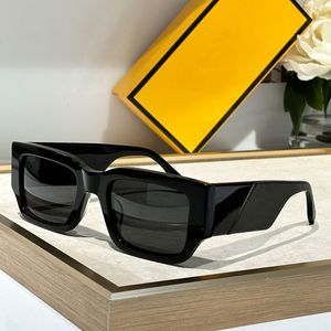 Designer män och kvinnor solglasögon unik design lyx klassiskt mode 40132 retro kvalitet stil lyx solglasögon uv skydd band låda