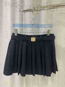 スカートデザイナーデザイナーブランドShenzhen A-Line女性の2023年の夏の新しい小さなスーツショートハーフE1D7 8OEGのためのハイウエストプリーツスカート