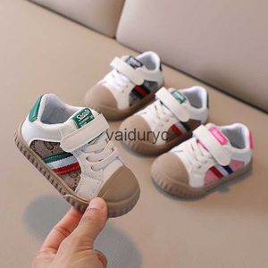 Sneakers Autumn new baby shoes boys canvas girls Baotou anti kick soft soled walking H240506