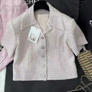 Designer de jaquetas femininas 24 Primavera/verão Novo produto Xiaoxiangfeng Pink Lã macia Casaco de manga curta para mulheres i2rb