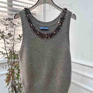 Women's T-Shirt designer Early Spring New Pra Heavy Industry Bead Neckline Triangle Label Western Style Slim Wool Tank Top 94PC