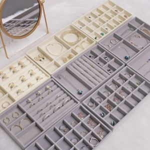 Exibir Velvet Jewelry Box Display Tray Storage Storage Jewellery para brincos de anel Colar de colar de colar de veludo macio Caso organizador