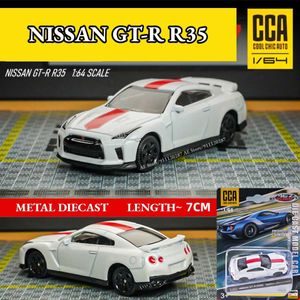 Diecast Model Arabalar Ölçeği 1/64 Nissan GT-R R35 Mini Araba Modeli Çoğaltılmış Metal Mikro Sanat Araba Kalıplı Hediye Tobil2405