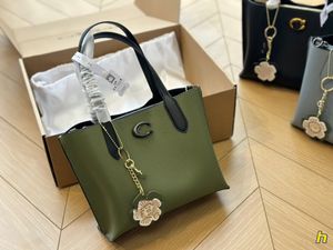 Os principais designers se dedicam a criar sacos, com bolsas de alta qualidade HDBD, é a personificação perfeita da moda e da qualidade.