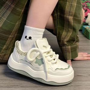 Scarpe casual Donne 2024 Summer Leisure Student White Woman W