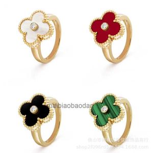 Designer Luxury Jewelry Ring Vancllf Fanjia High Edition Clover Diamond with Advanced Fashion Versatile 18k Natural White Fritillaria Red Agate i
